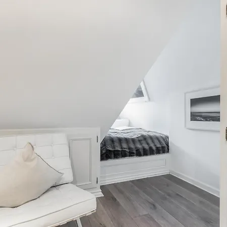 Takerhof Galerie 10 *