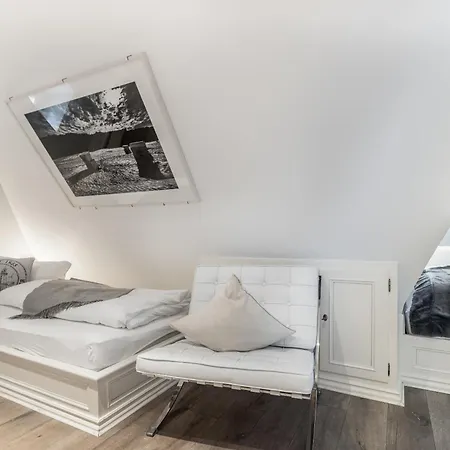 Takerhof Galerie 10 アパート カイトゥム